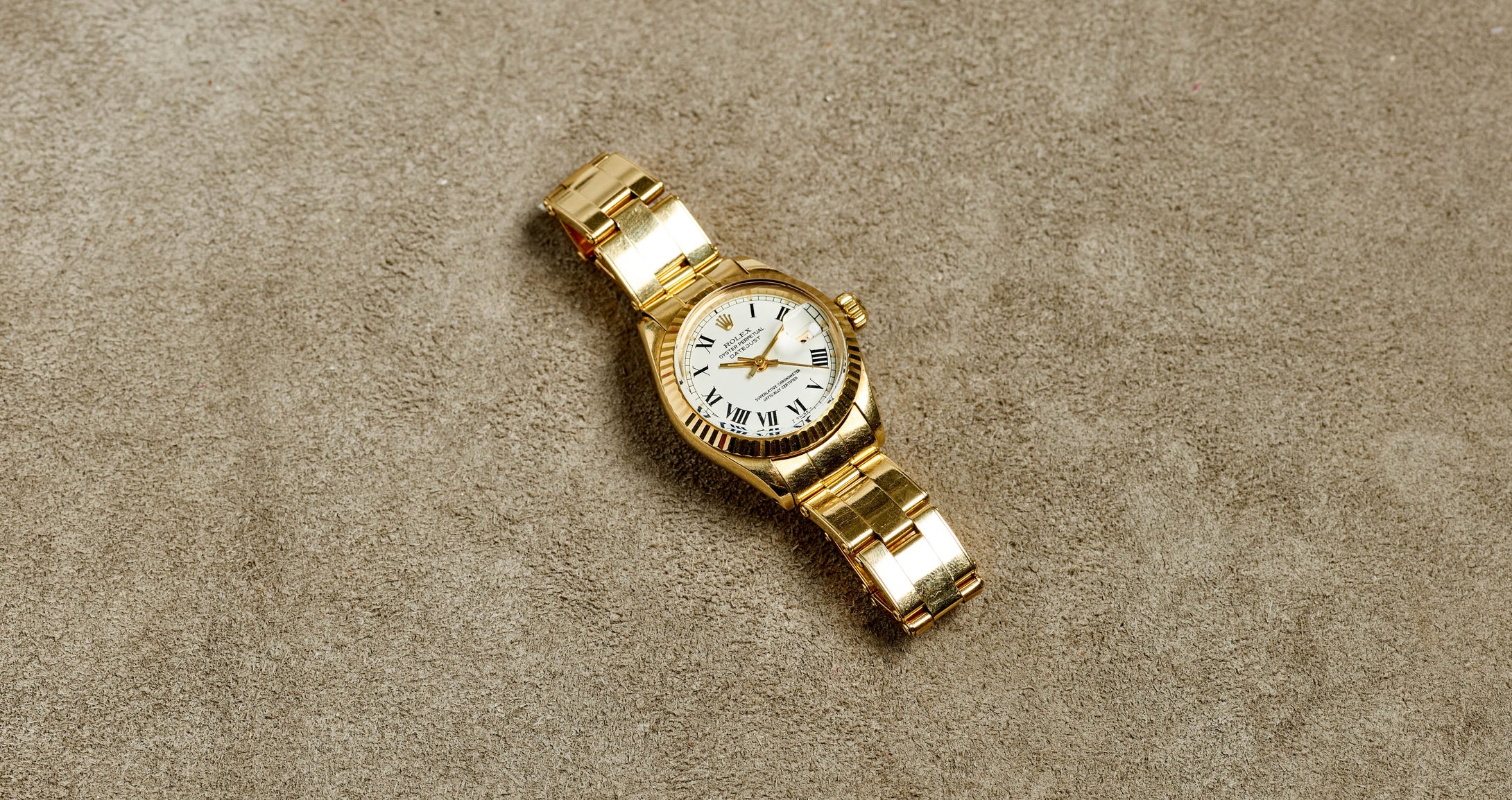 Rolex 18K Yellow Gold Ladies Oyster Perpetual White Buckley Datejust Vintage Watch | Veralet